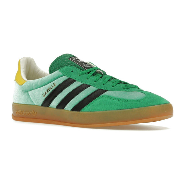Adidas Gazelle Indoor Green Yellow IH3310, trois-quarts avant extérieur