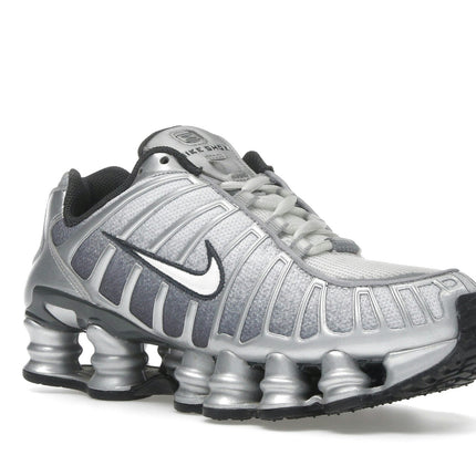 Nike Shox TL Metallic Silver IH4466-095, trois-quarts avant extérieur