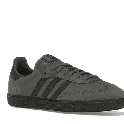 Adidas Samba OG Grey Five Core Black IH9993, trois-quarts avant extérieur
