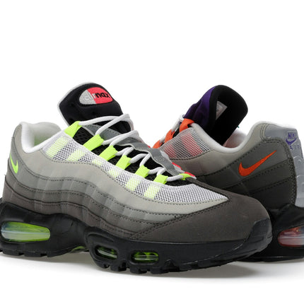 Nike Air Max 95 Premium Greedy (2026) IM2211-001, vue oblique de la paire