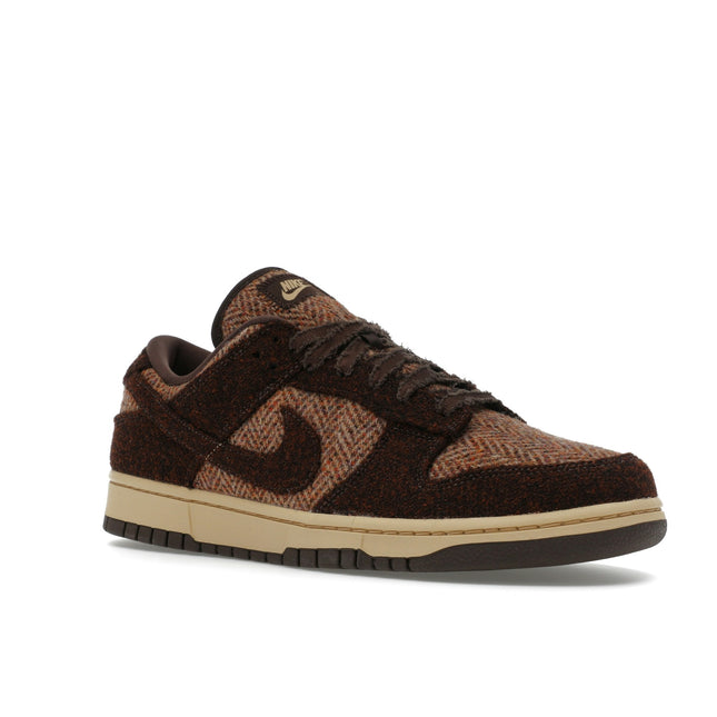 Nike Dunk Low Harris Tweed Sesame IO0052-200, trois-quarts avant extérieur