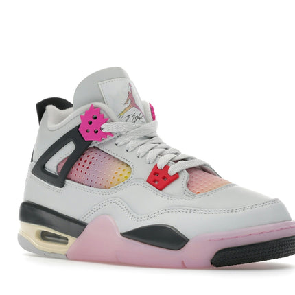 Air Jordan 4 Retro Comic (GS) IO2361-100, trois-quarts avant extérieur