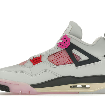 Air Jordan 4 Retro Comic JA1135-100, profil intérieur