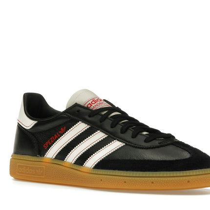 Adidas Handball Spezial Core Black Off White Red JH6397, trois-quarts avant extérieur