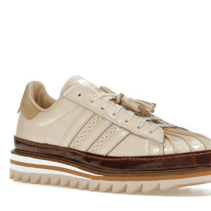Adidas Superstar CLOT By Edison Chen Milk Tea JQ6117, trois-quarts avant extérieur
