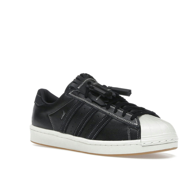 Adidas Superstar Vintage END. Tying The Knot JR0518, trois-quarts avant extérieur