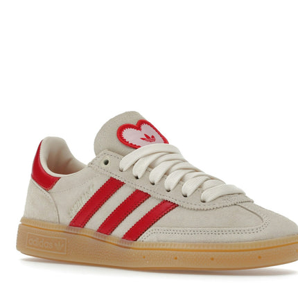 Adidas Handball Spezial Valentine's Day (2026) KH9044, trois-quarts avant extérieur
