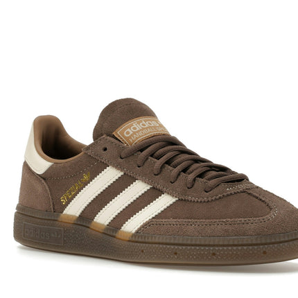 Adidas Handball Spezial Earth Strata Wonder White KK1153, trois-quarts avant extérieur