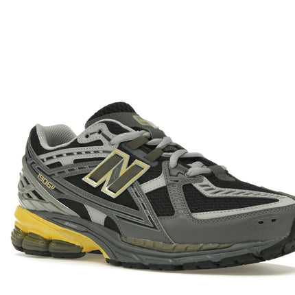 New Balance 1906U Castlerock Ginger Lemon M1906NA, trois-quarts avant extérieur