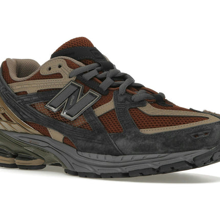 New Balance 1906U Rich Oak Phantom M1906NG, trois-quarts avant extérieur