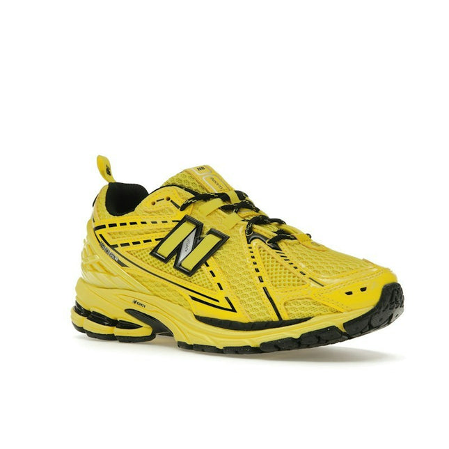 New Balance 1906R Ganni Yellow M1906RGA, trois-quarts avant extérieur