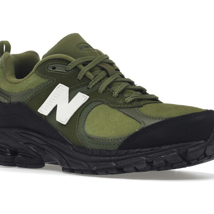 New Balance 2002R The Basement Moss Green M2002RBB, trois-quarts avant extérieur