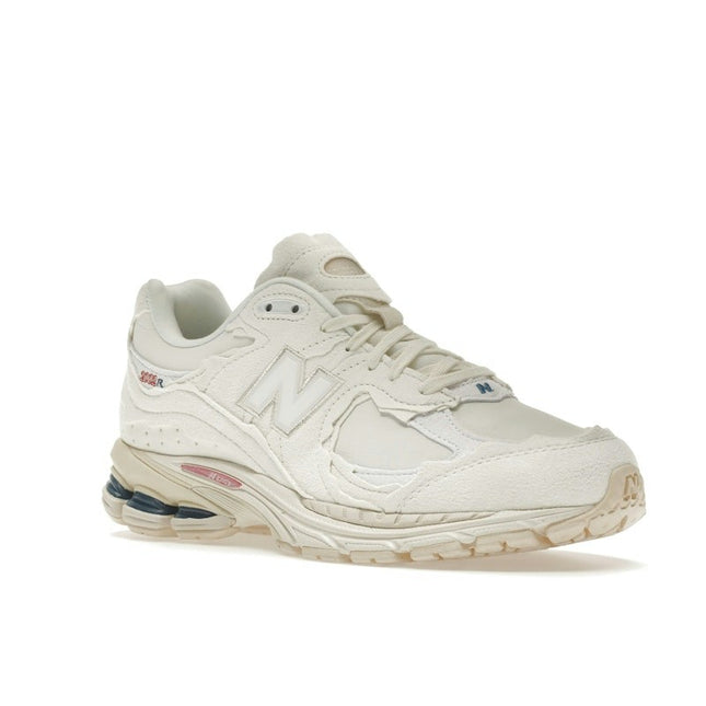 New Balance 2002R Protection Pack Sea Salt M2002RDC, trois-quarts avant extérieur