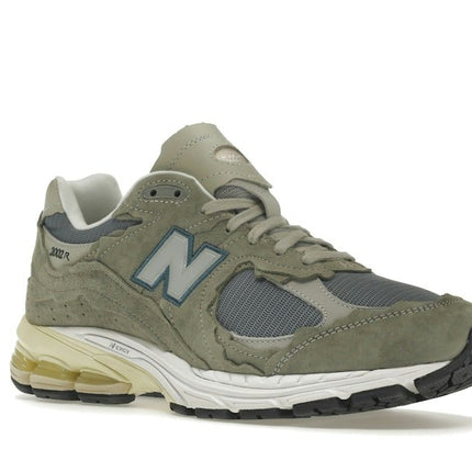 New Balance 2002R Protection Pack Mirage Grey M2002RDD, trois-quarts avant extérieur