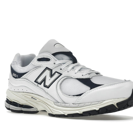 New Balance 2002R White Natural Indigo M2002RHQ, trois-quarts avant extérieur