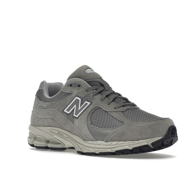 New Balance 2002R Marblehead ML2002RC, trois-quarts avant extérieur