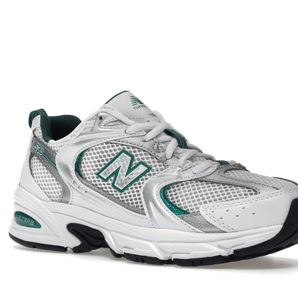 New Balance 530 White Silver Green MR530AB, trois-quarts avant extérieur