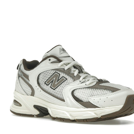 New Balance 530 Turtledove Mushroom MR530ASM, trois-quarts avant extérieur
