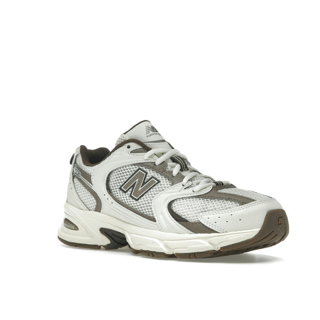 New Balance 530 Turtledove Mushroom MR530ASM, trois-quarts avant extérieur