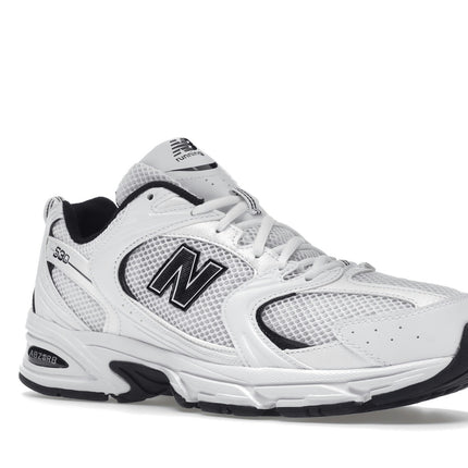 New Balance 530 White Black Details MR530EWB, trois-quarts avant extérieur