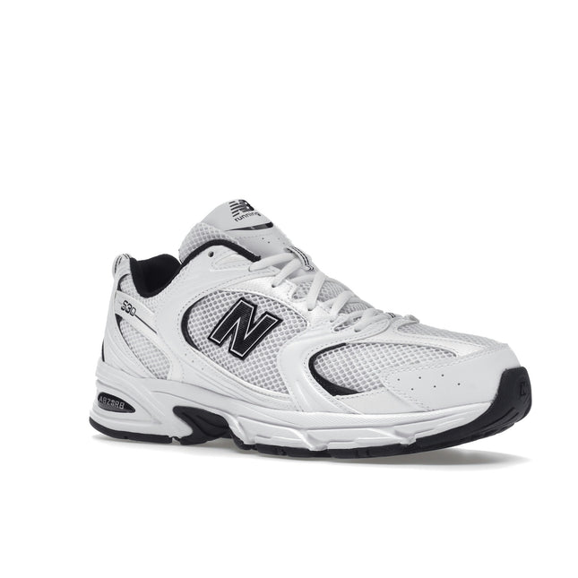 New Balance 530 White Black Details MR530EWB, trois-quarts avant extérieur