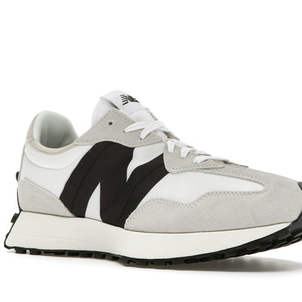 New Balance 327 Sea Salt Black MS327FE, trois-quarts avant extérieur