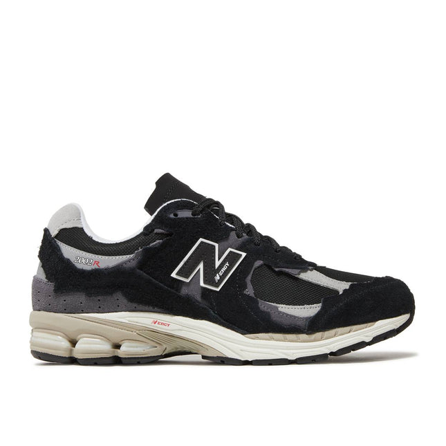 New Balance 2002R Protection Pack Black - Coproom
