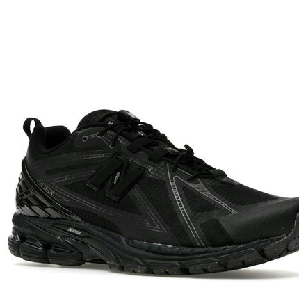 New Balance 1906R No Sew Pack Black Cement U1906RNB, trois-quarts avant extérieur