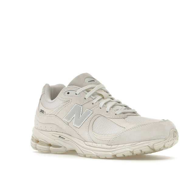 New Balance 2002R White Grey U20025PO, trois-quarts avant extérieur