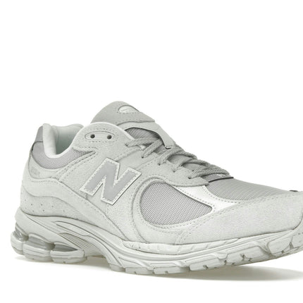 New Balance 2002R Light Grey U2002RGR, trois-quarts avant extérieur
