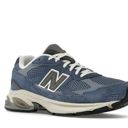 New Balance 2010 Vintage Indigo Arctic Grey U2010WNV, trois-quarts avant extérieur