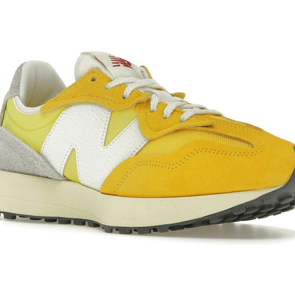 New Balance 327 Ginger Lemon U327WRE, trois-quarts avant extérieur