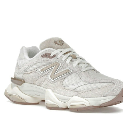 New Balance 9060 Bisque Sea Salt U9060CCB, trois-quarts avant extérieur