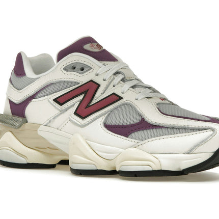 New Balance 9060 Magenta U9060ESC, trois-quarts avant extérieur