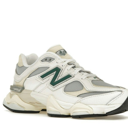 New Balance 9060 Sea Salt Yellow U9060ESE, trois-quarts avant extérieur