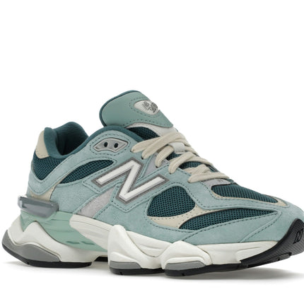 New Balance 9060 Green Cream U9060FG, trois-quarts avant extérieur