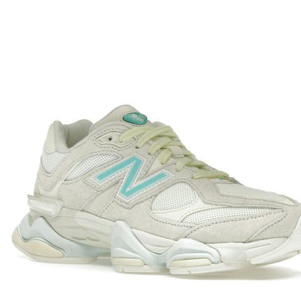 New Balance 9060 Linen U9060FLA, trois-quarts avant extérieur