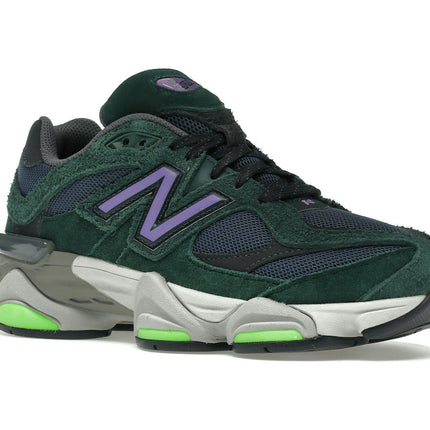 New Balance 9060 Nightwatch U9060GRE, trois-quarts avant extérieur