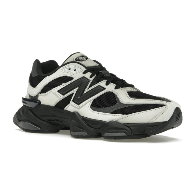 New Balance 9060 Off White Black U9060ZBS, trois-quarts avant extérieur