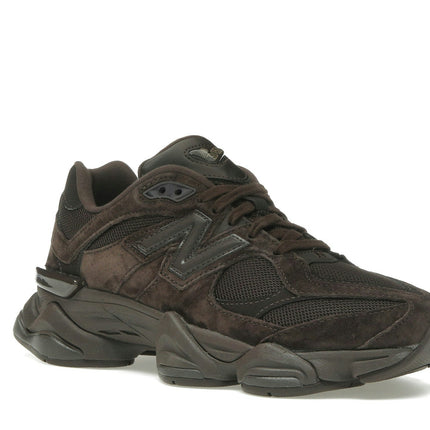 New Balance 9060 Chocolate U9060ZWD, trois-quarts avant extérieur