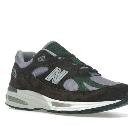 New Balance 991v2 MiUK Essentially Offbeat Pack Brown U991BP2, trois-quarts avant extérieur