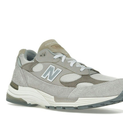 New Balance 992 MiUSA Teddy Santis Moonrock Mushroom U992MM, trois-quarts avant extérieur